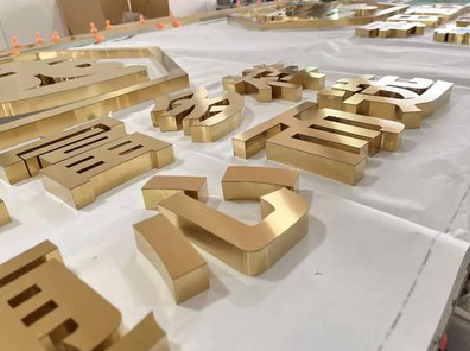 新乡拉丝不锈钢字的特点。